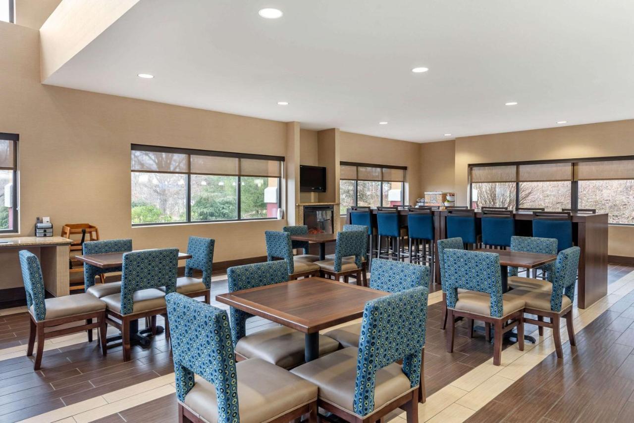 Hotel Comfort South Elkhart